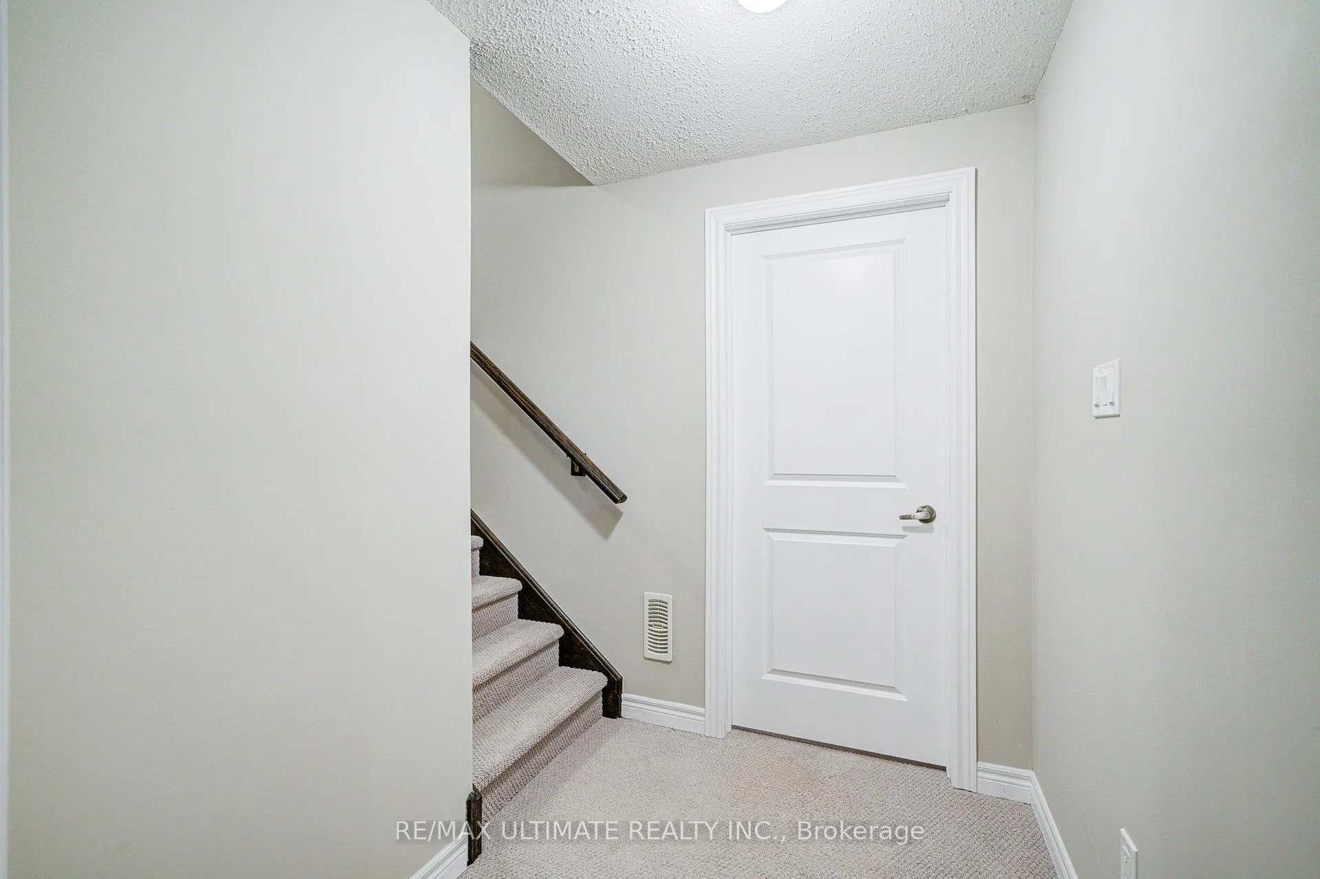 Photo 42 of 53 Amarillo Road, Brampton, Sandringham-Wellington — HOMEH