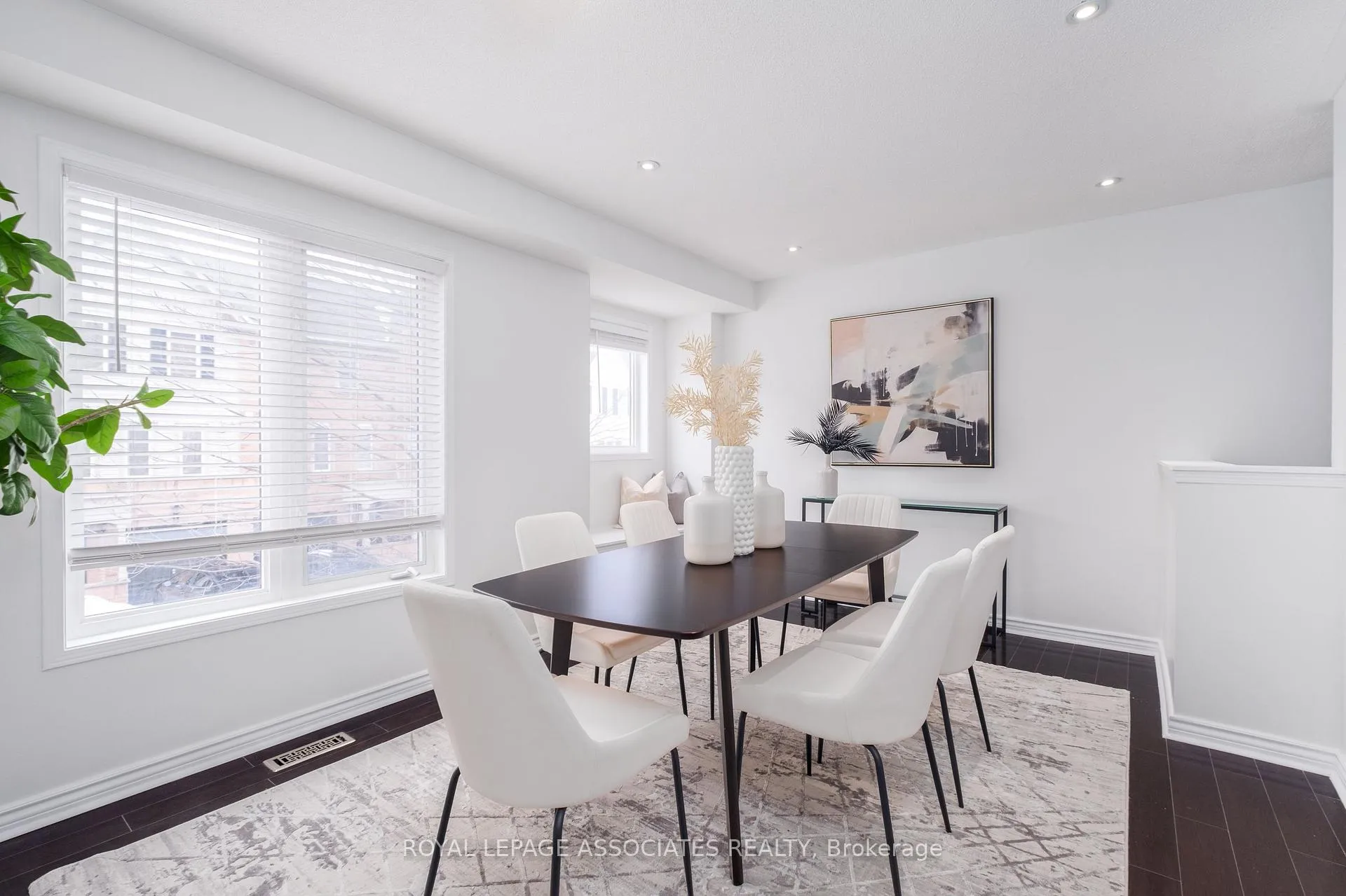 Photo 7 of 14 McGonigal Lane, Ajax, Central West — HOMEH