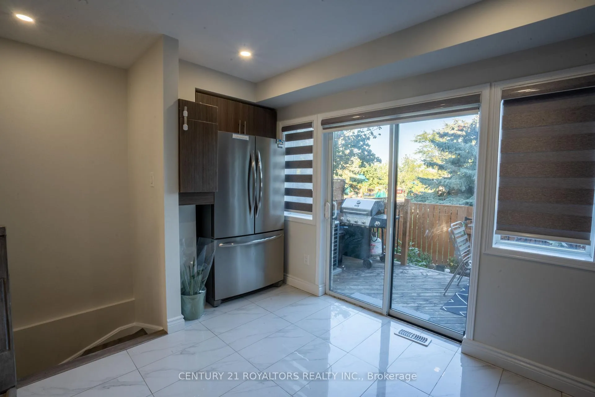 Photo 12 of 28 Spadina Road, Brampton, Brampton East — HOMEH