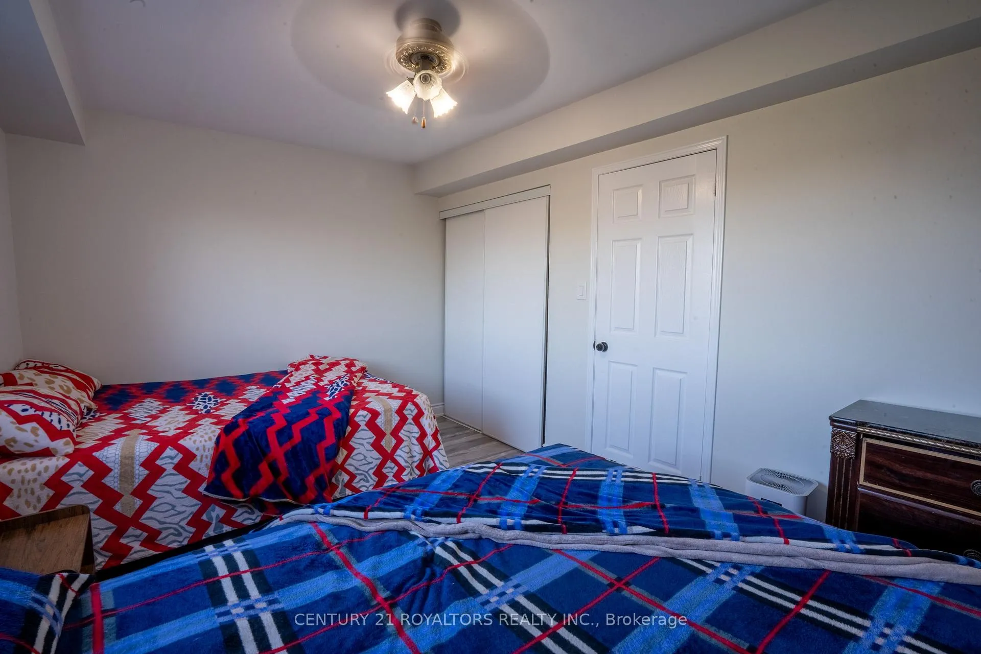 Photo 21 of 28 Spadina Road, Brampton, Brampton East — HOMEH