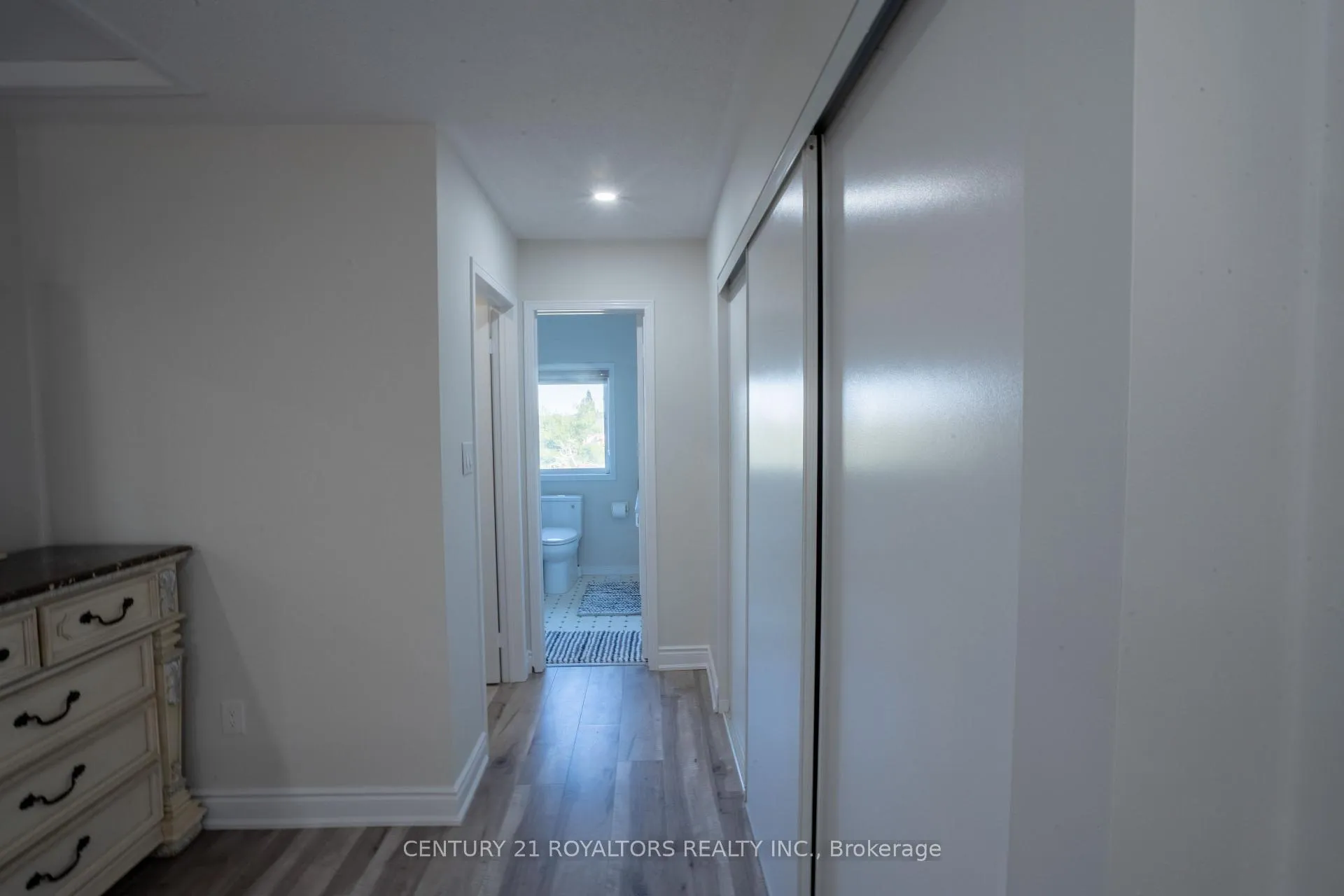 Photo 31 of 28 Spadina Road, Brampton, Brampton East — HOMEH