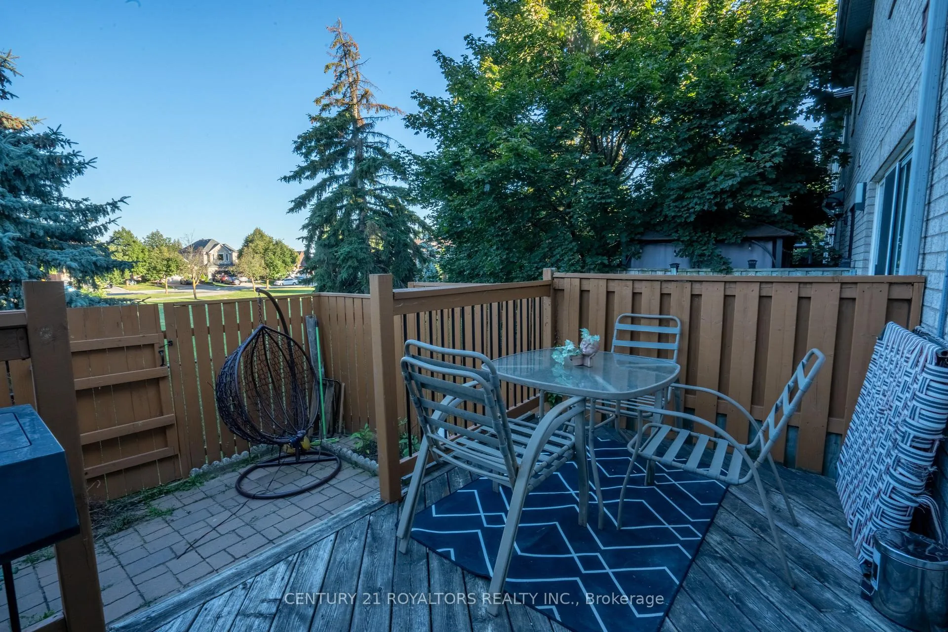 Photo 38 of 28 Spadina Road, Brampton, Brampton East — HOMEH