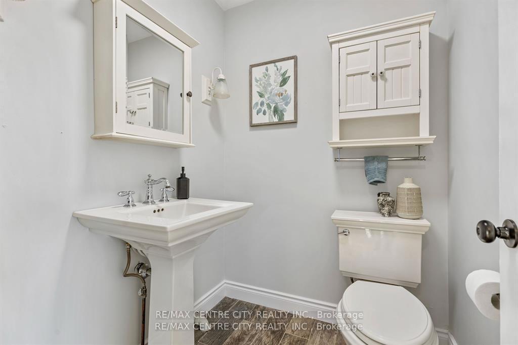 Photo 12 of 8548 Centennial Road, Central Elgin, Rural Central Elgin — HOMEH