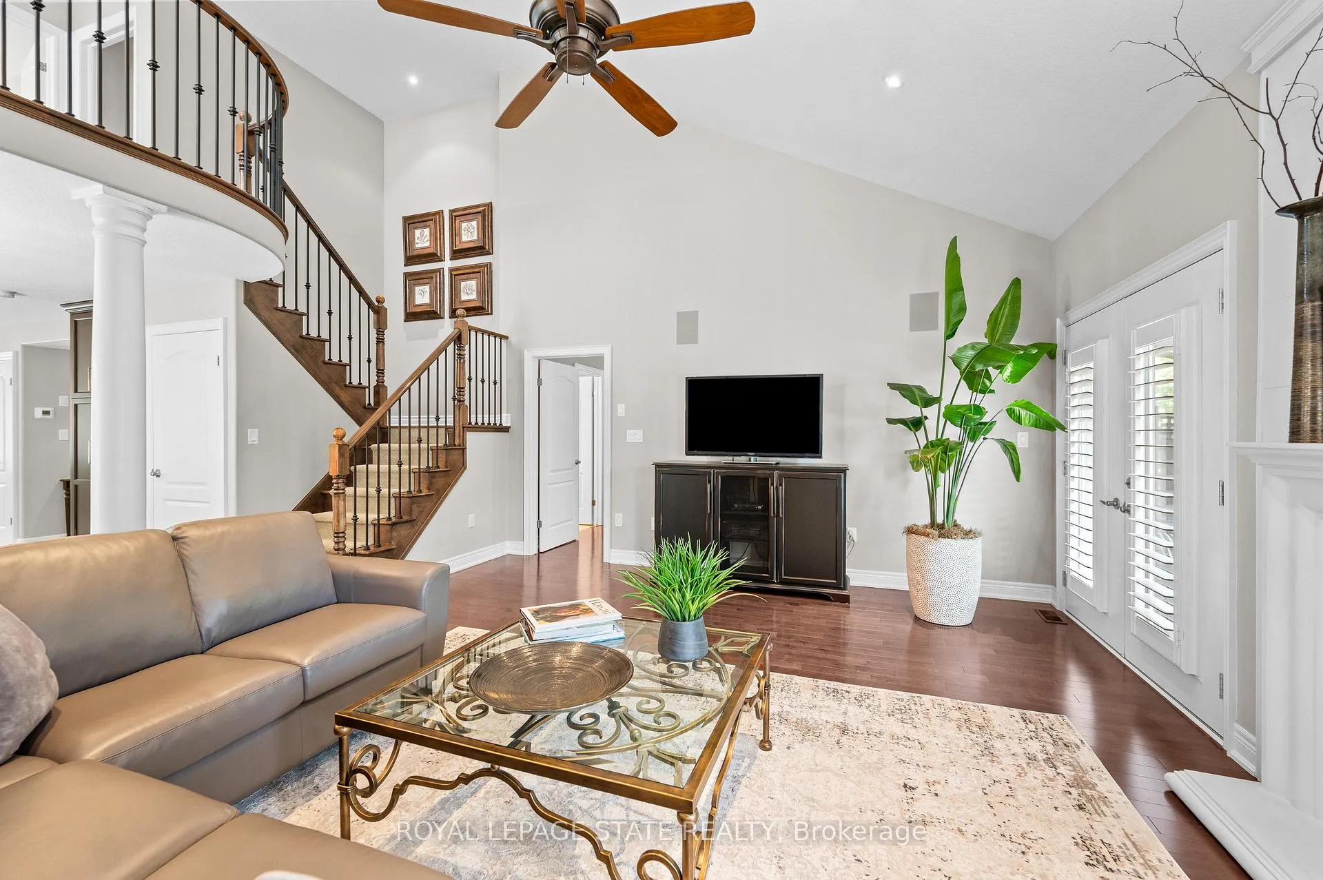 Photo 14 of 36 Toulon Avenue, Hamilton, Ancaster — HOMEH