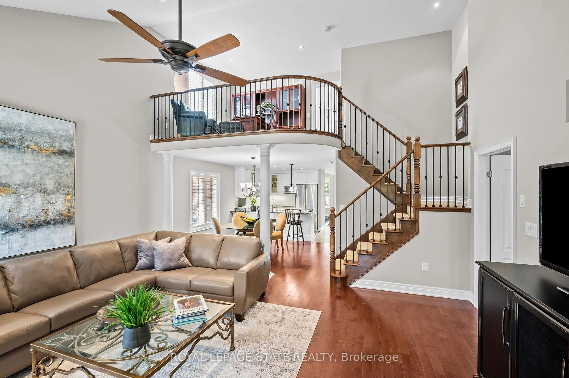 Photo 16 of 36 Toulon Avenue, Hamilton, Ancaster — HOMEH