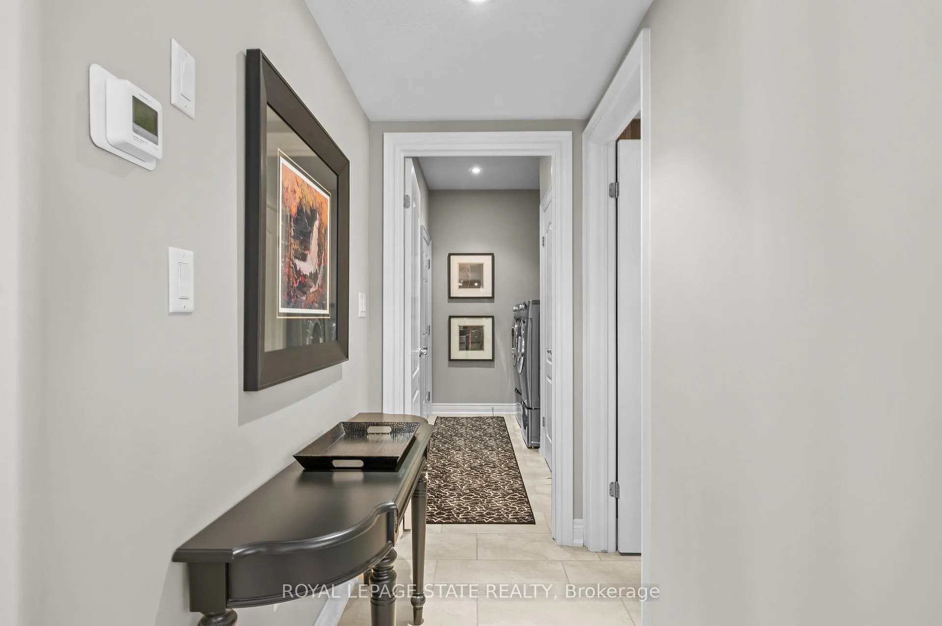 Photo 23 of 36 Toulon Avenue, Hamilton, Ancaster — HOMEH