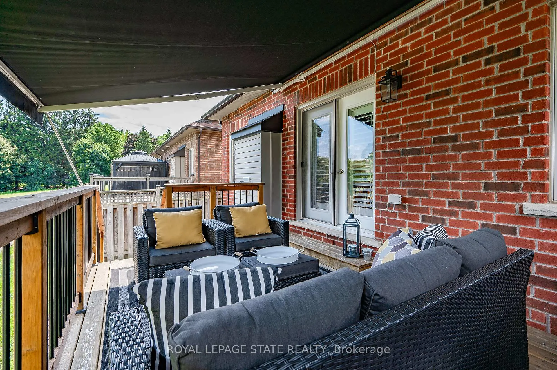 Photo 37 of 36 Toulon Avenue, Hamilton, Ancaster — HOMEH