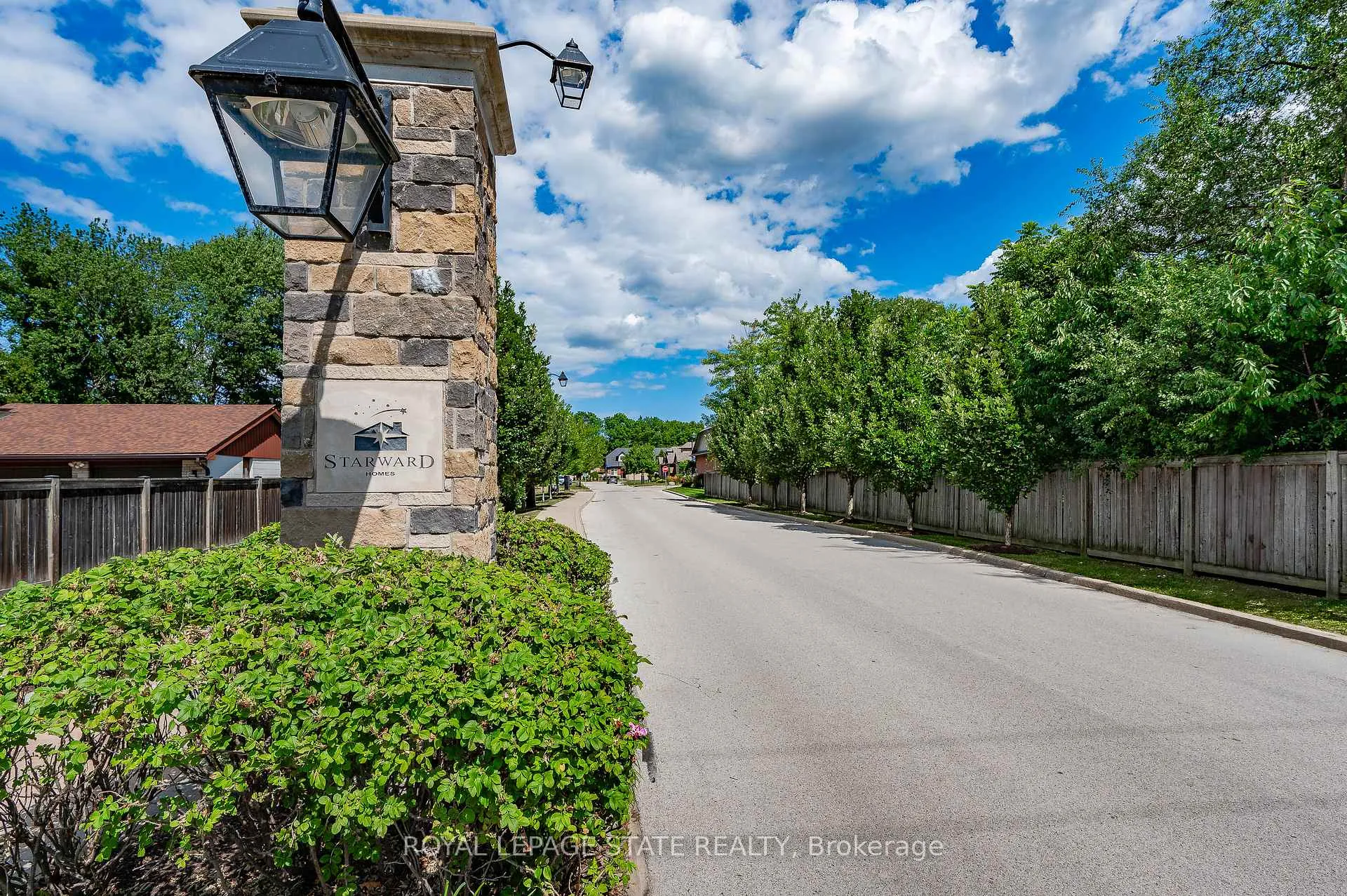 Photo 41 of 36 Toulon Avenue, Hamilton, Ancaster — HOMEH