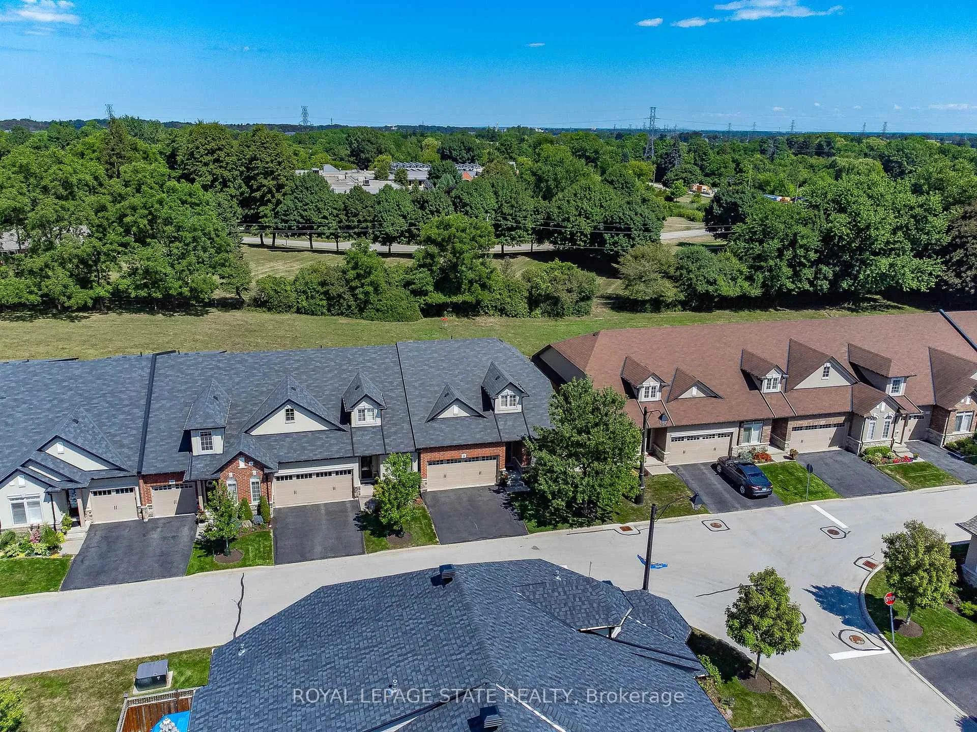 Photo 43 of 36 Toulon Avenue, Hamilton, Ancaster — HOMEH
