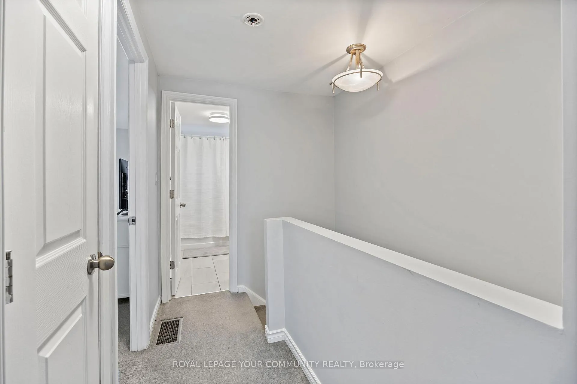 Photo 16 of 16 Patience Lane, Ajax, South East — HOMEH