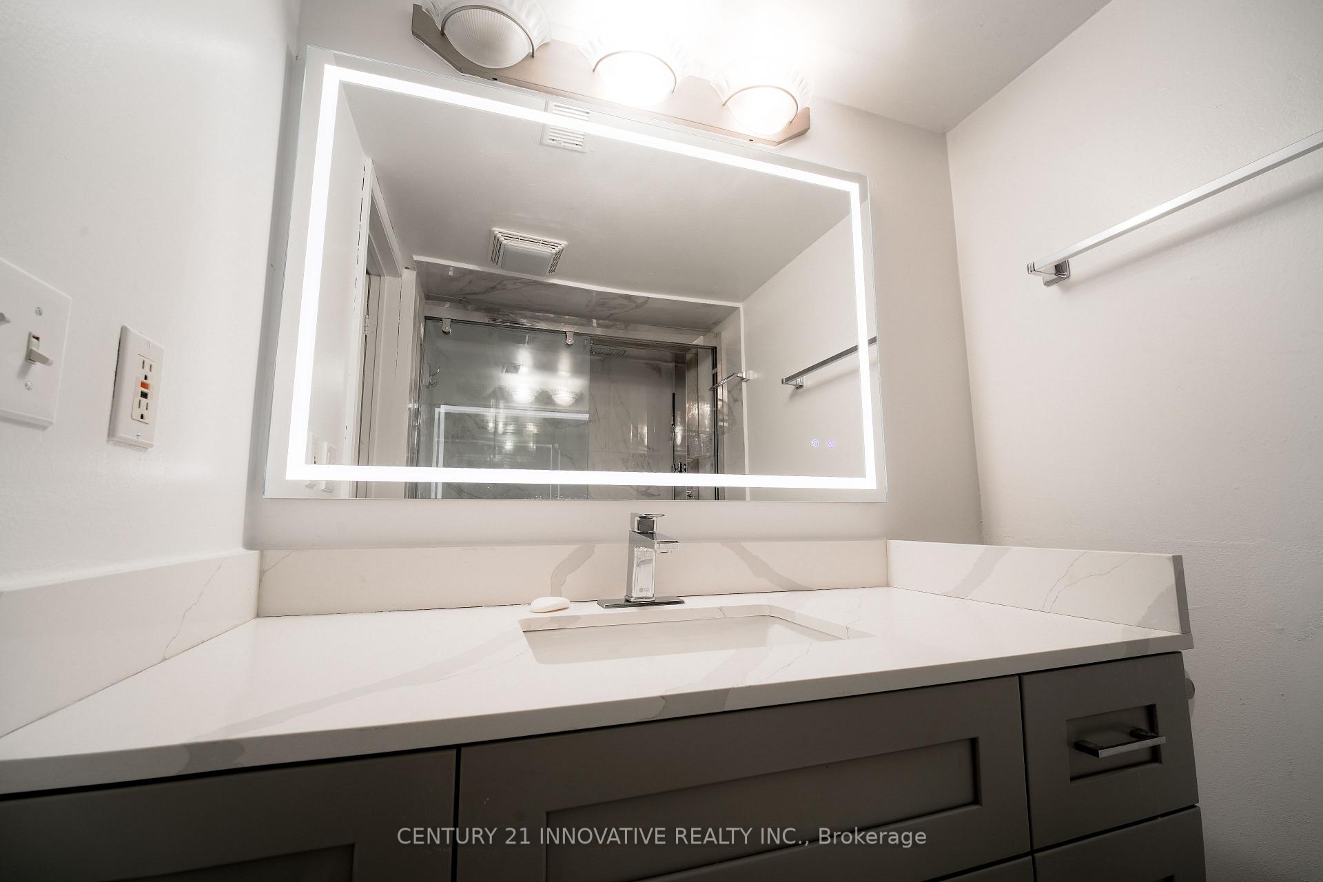 Photo 3 of Unit Basement, 39 Sugarcane Avenue, Brampton, Sandringham-Wellington — HOMEH