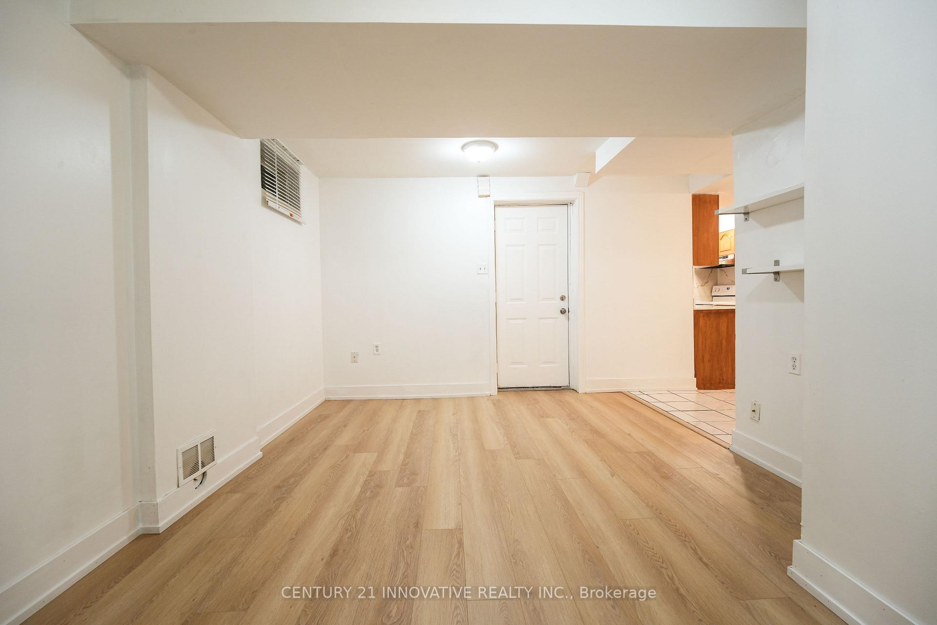 Photo 16 of Unit Basement, 39 Sugarcane Avenue, Brampton, Sandringham-Wellington — HOMEH