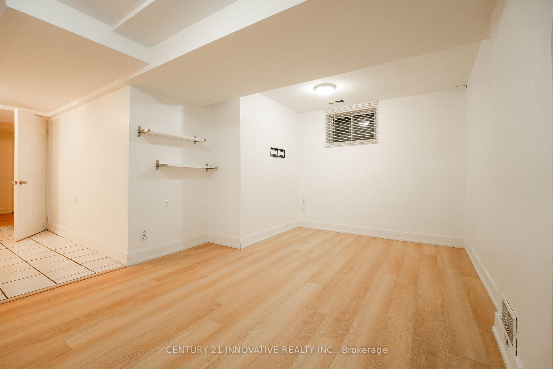 Photo 17 of Unit Basement, 39 Sugarcane Avenue, Brampton, Sandringham-Wellington — HOMEH