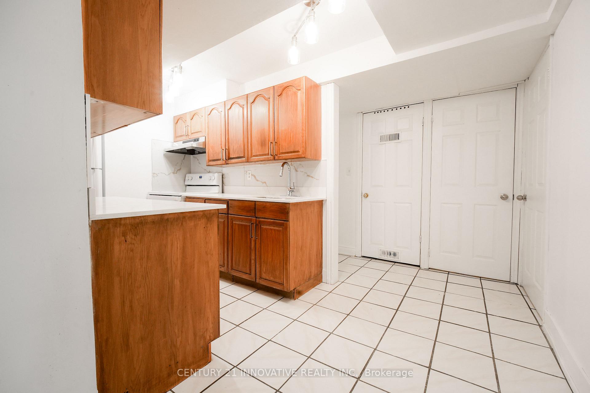Photo 20 of Unit Basement, 39 Sugarcane Avenue, Brampton, Sandringham-Wellington — HOMEH