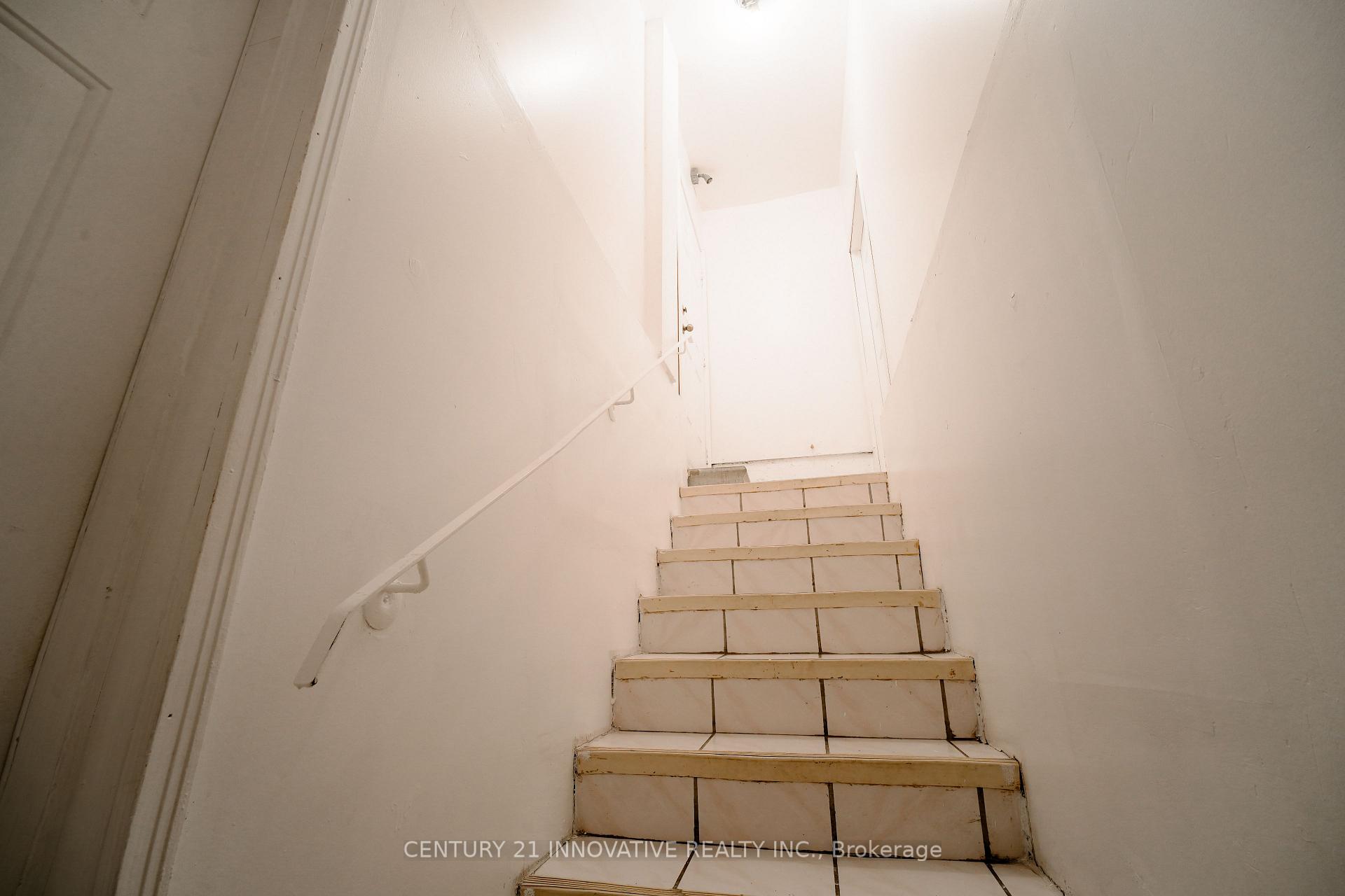 Photo 25 of Unit Basement, 39 Sugarcane Avenue, Brampton, Sandringham-Wellington — HOMEH