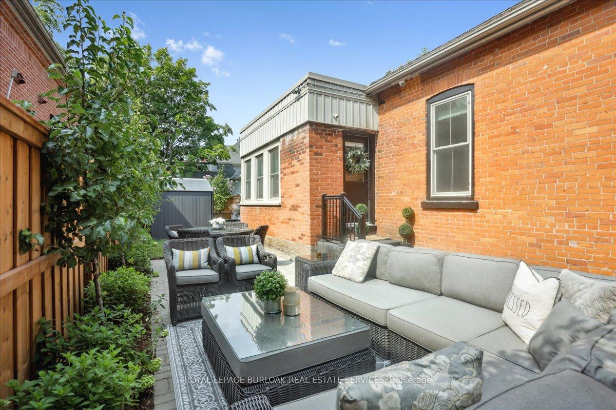 Photo 25 of 524 Locust Street, Burlington, Brant — HOMEH