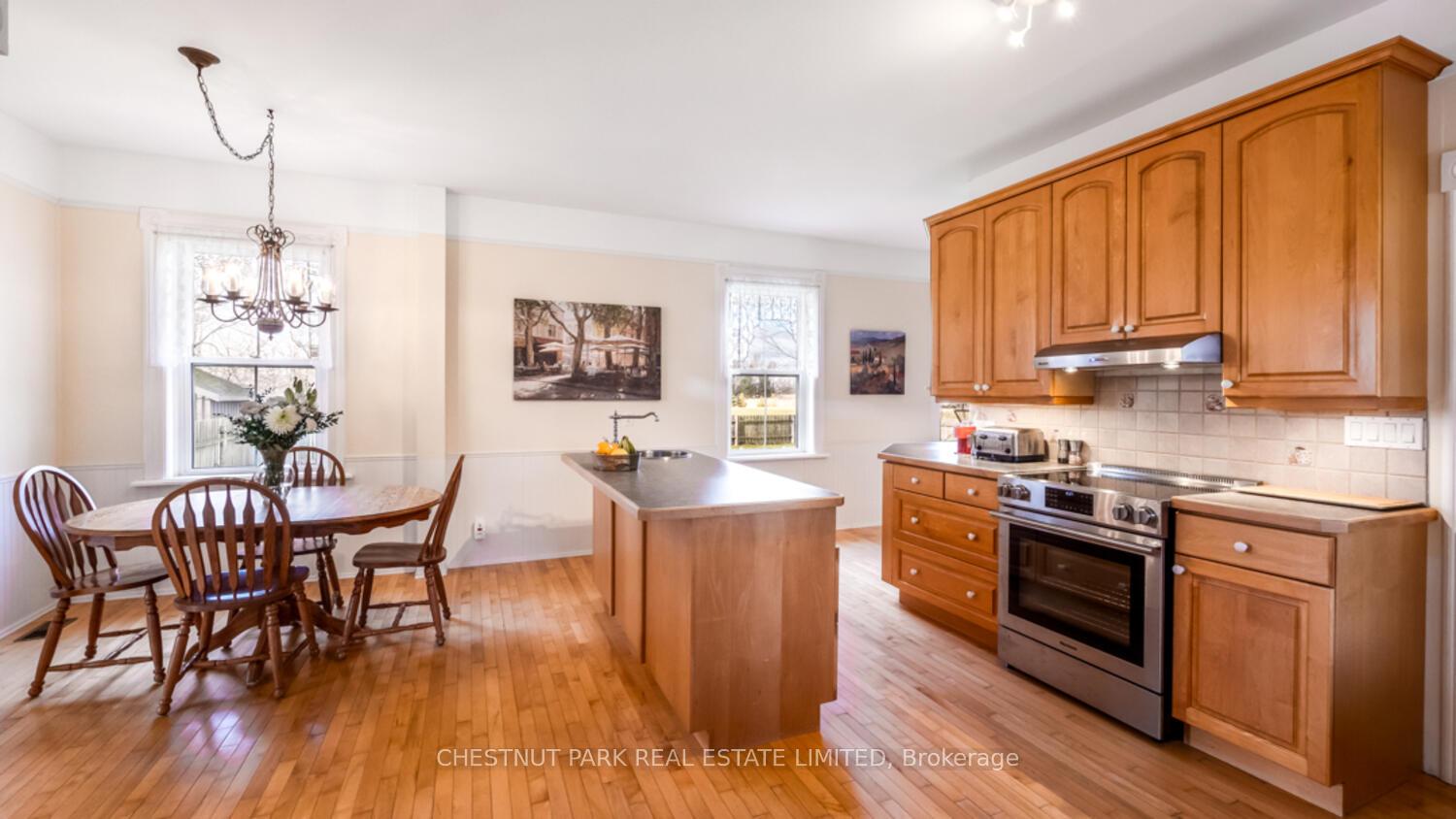 Photo 11 of 743023 Sideroad 10, Chatsworth — HOMEH
