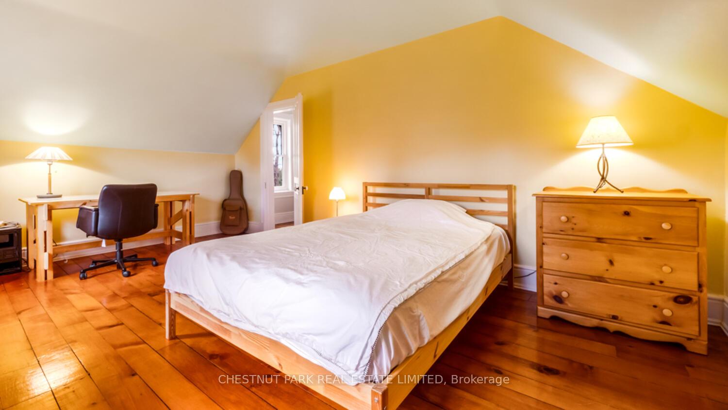Photo 26 of 743023 Sideroad 10, Chatsworth — HOMEH