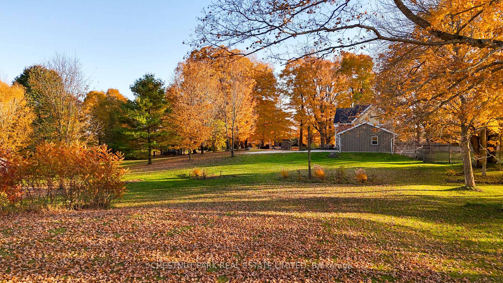 Photo 38 of 743023 Sideroad 10, Chatsworth — HOMEH