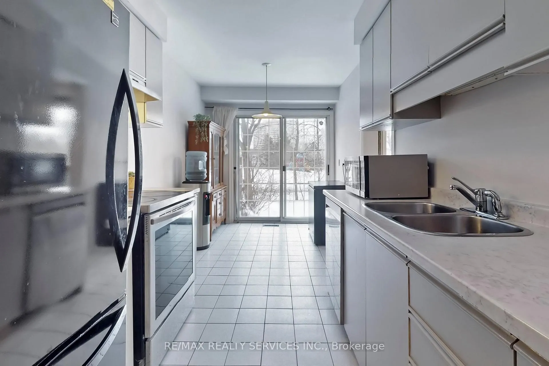 Photo 20 of 28 Heathcliffe Square, Brampton, Central Park — HOMEH