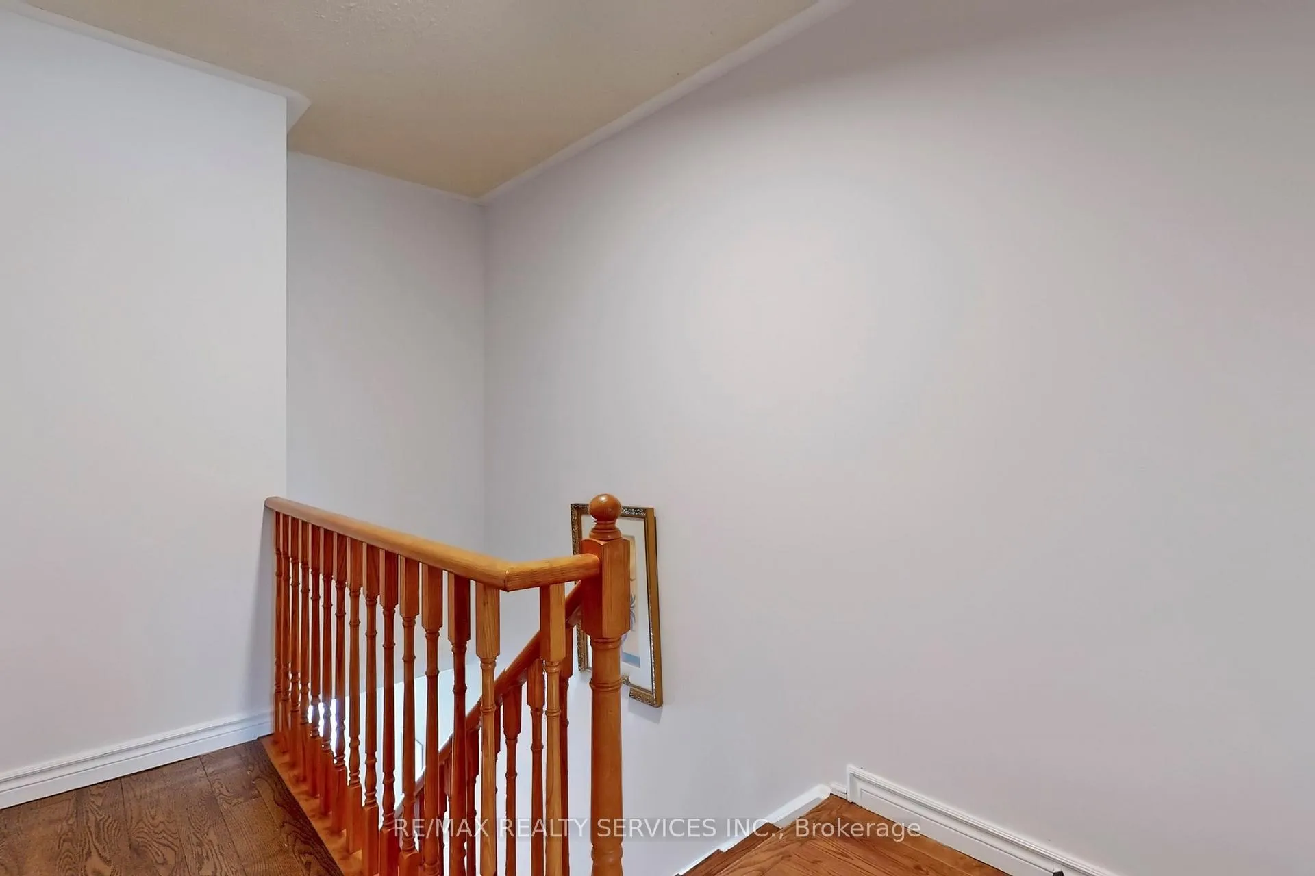 Photo 25 of 28 Heathcliffe Square, Brampton, Central Park — HOMEH