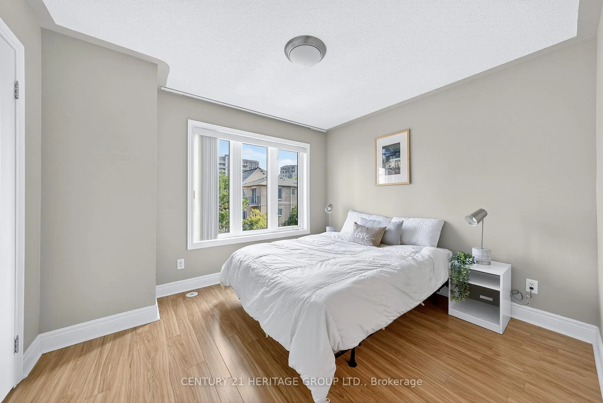 Photo 19 of 82 Suncrest Boulevard, Markham, Commerce Valley — HOMEH