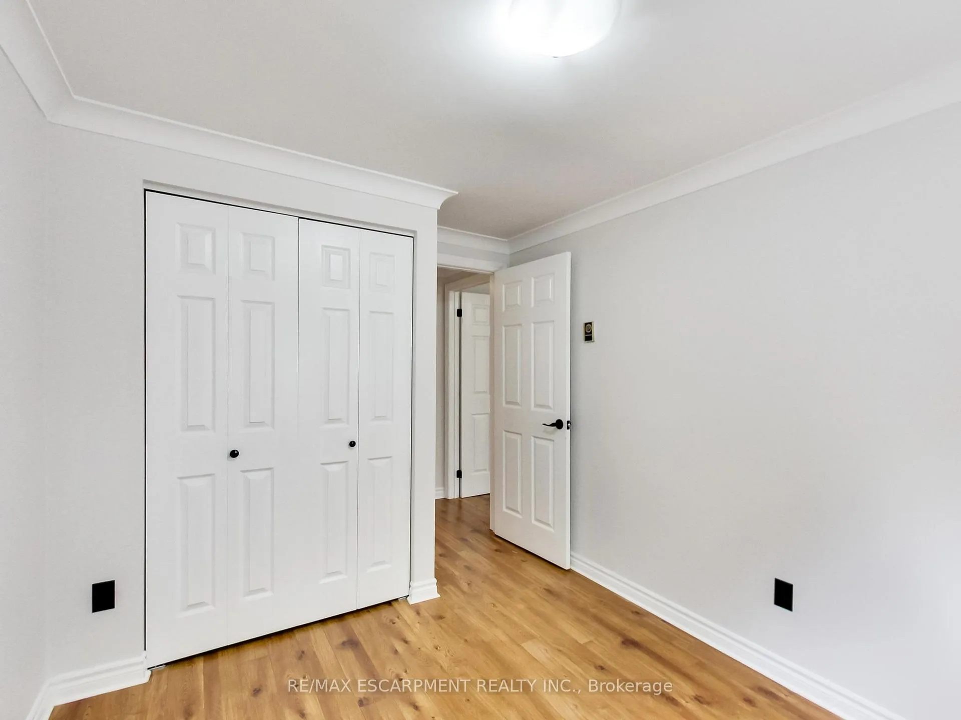 Photo 27 of 31 Briar Path, Brampton, Avondale — HOMEH