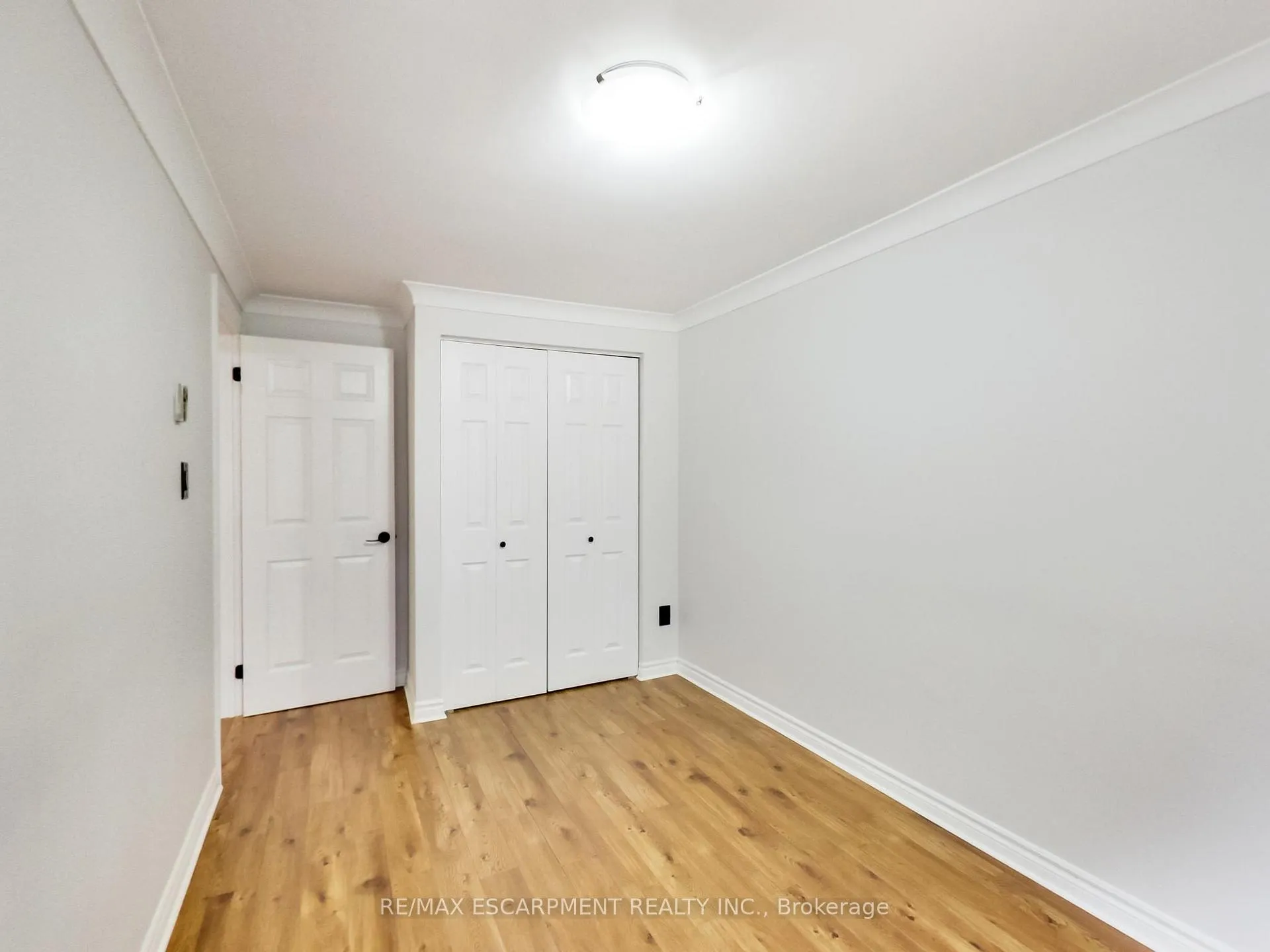 Photo 30 of 31 Briar Path, Brampton, Avondale — HOMEH