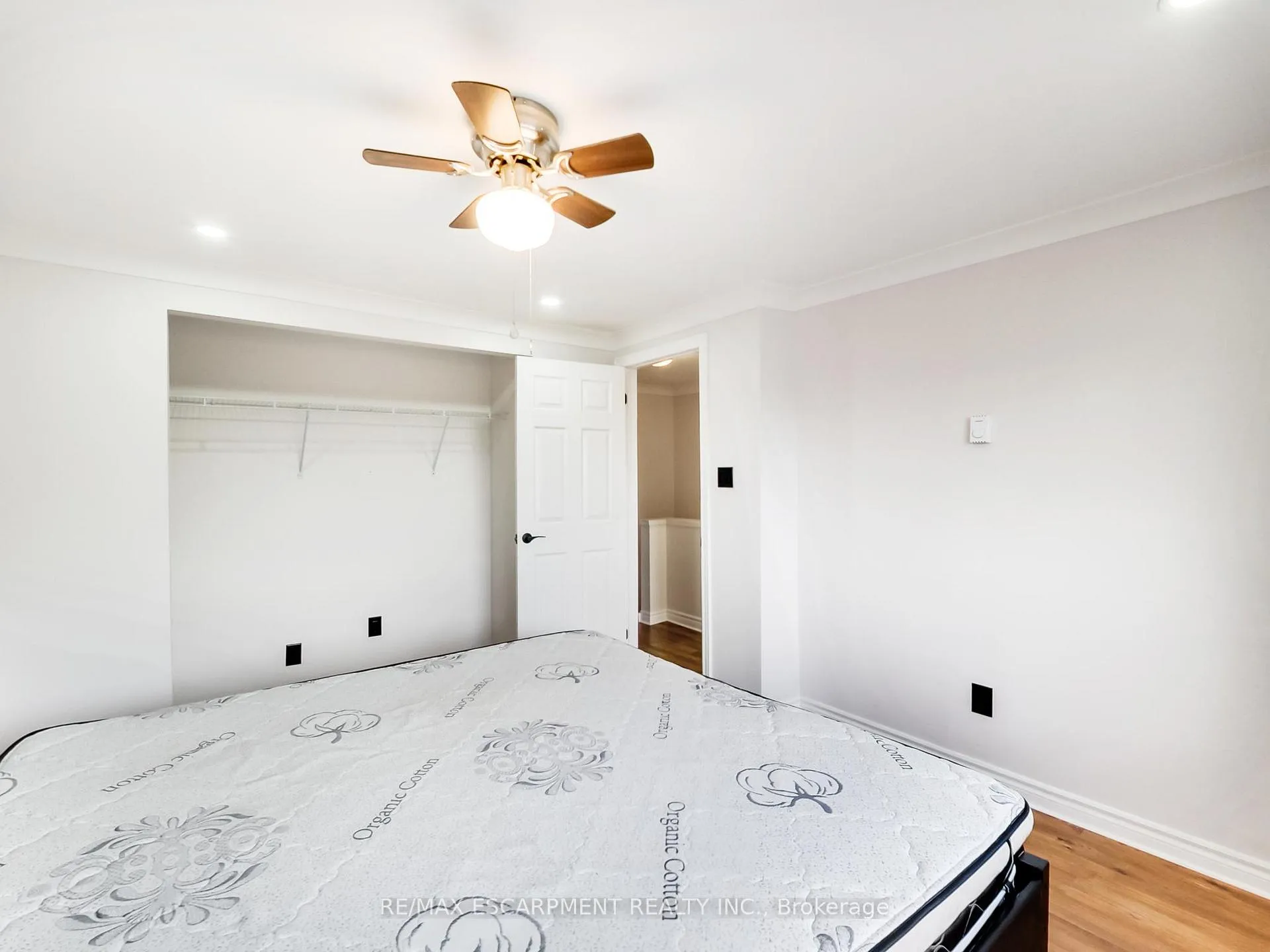Photo 35 of 31 Briar Path, Brampton, Avondale — HOMEH