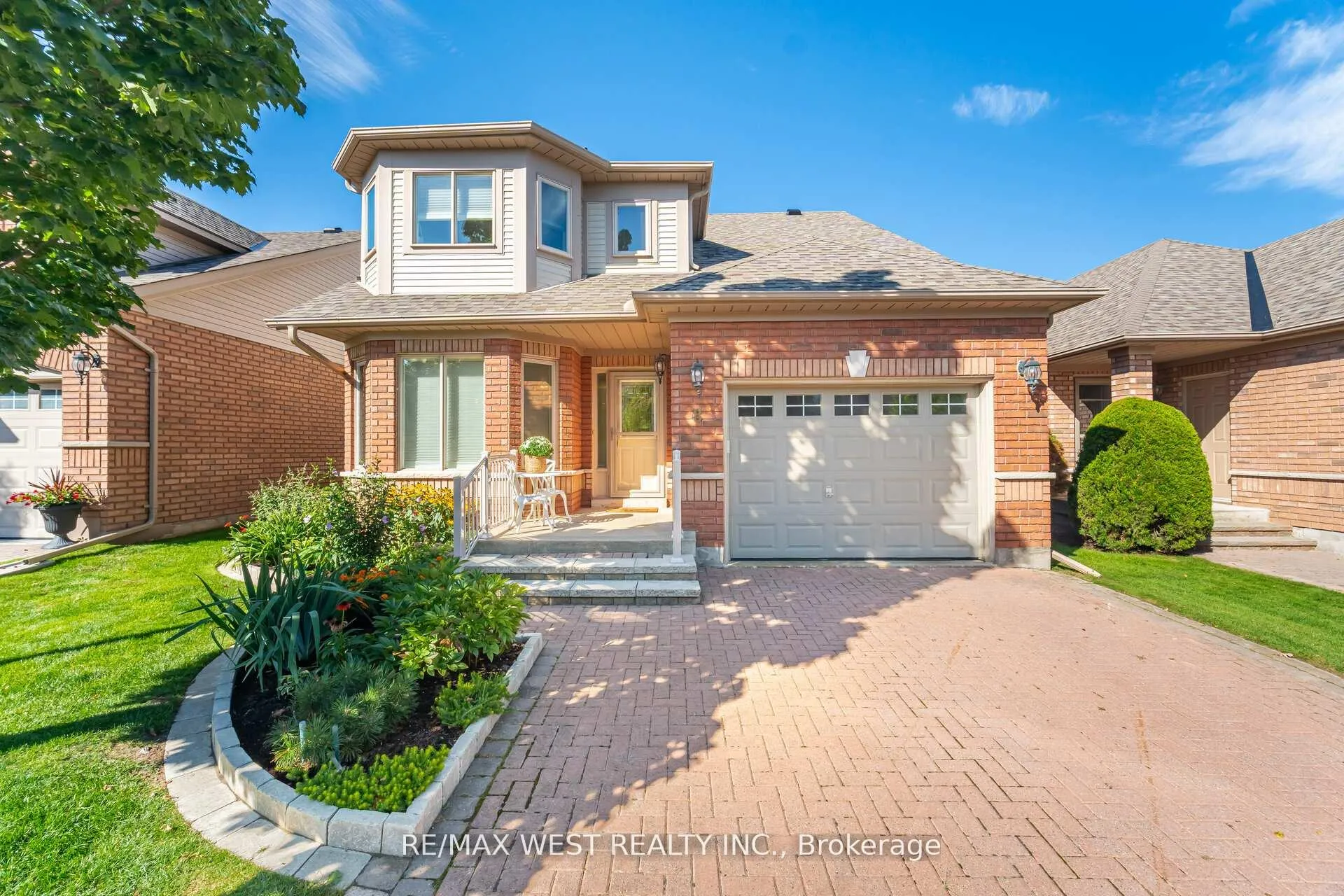 Photo 1 of 8 Via Amici, New Tecumseth, Alliston — HOMEH