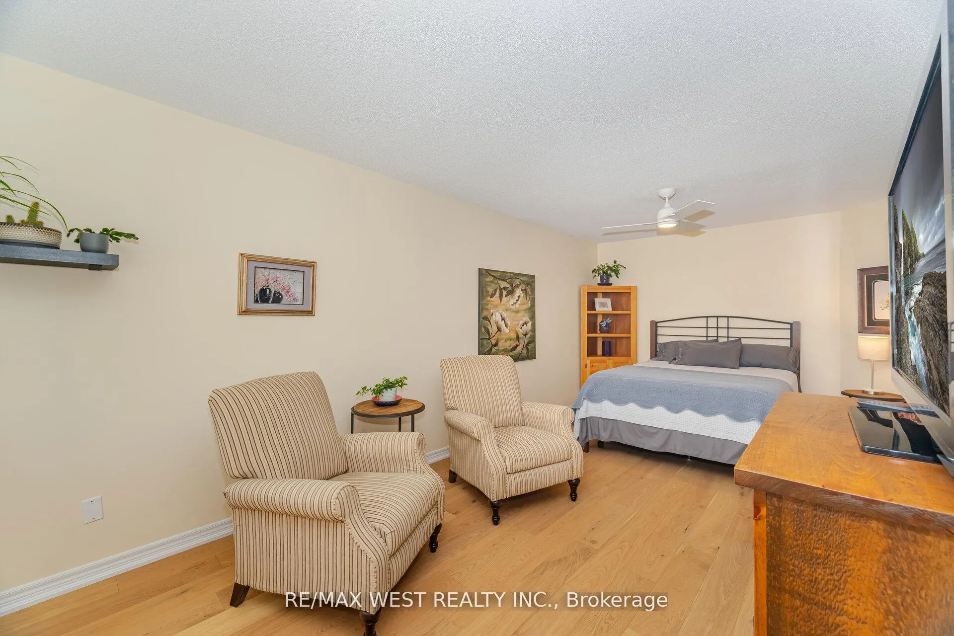 Photo 31 of 8 Via Amici, New Tecumseth, Alliston — HOMEH