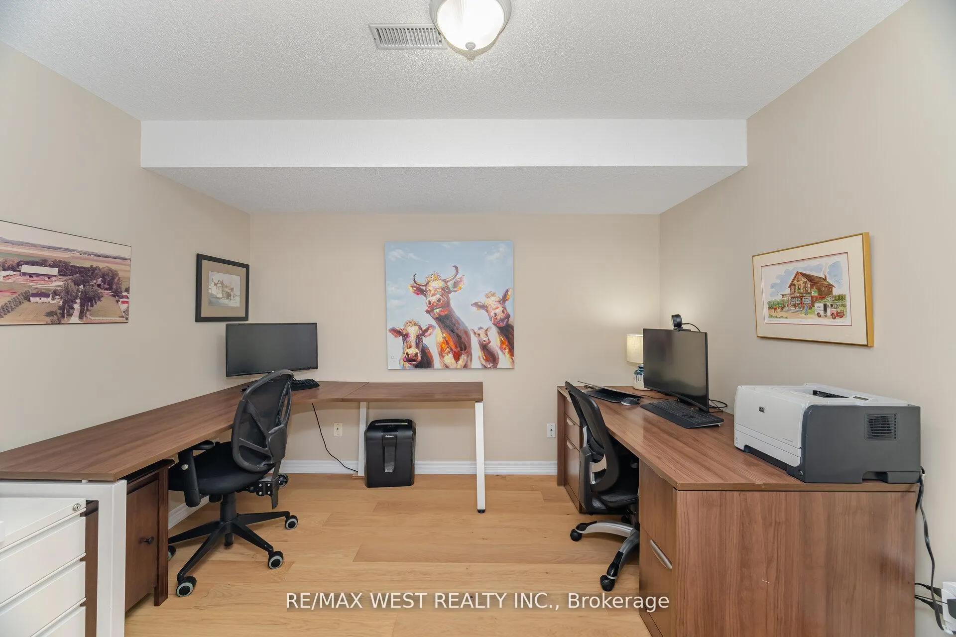 Photo 40 of 8 Via Amici, New Tecumseth, Alliston — HOMEH