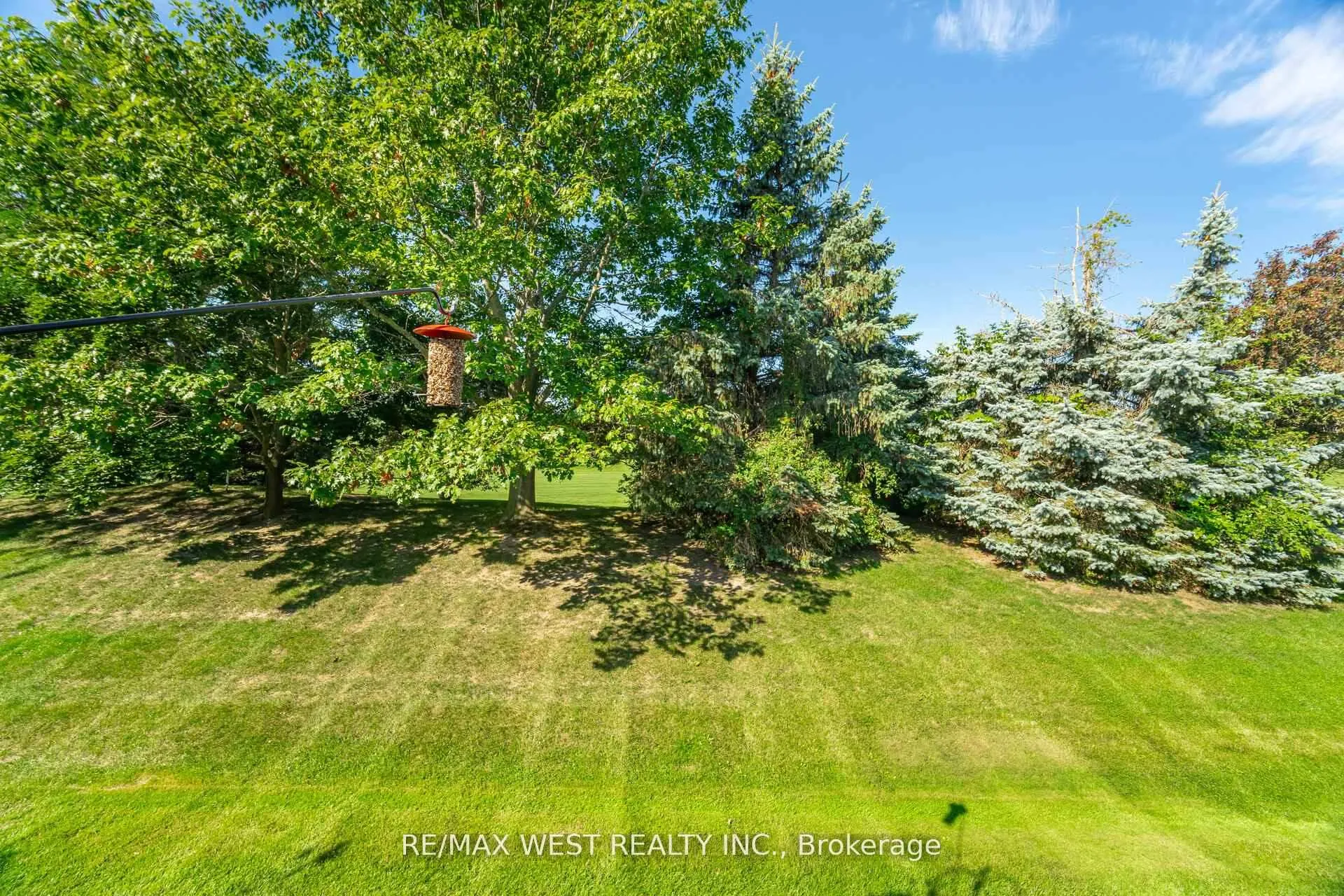 Photo 48 of 8 Via Amici, New Tecumseth, Alliston — HOMEH