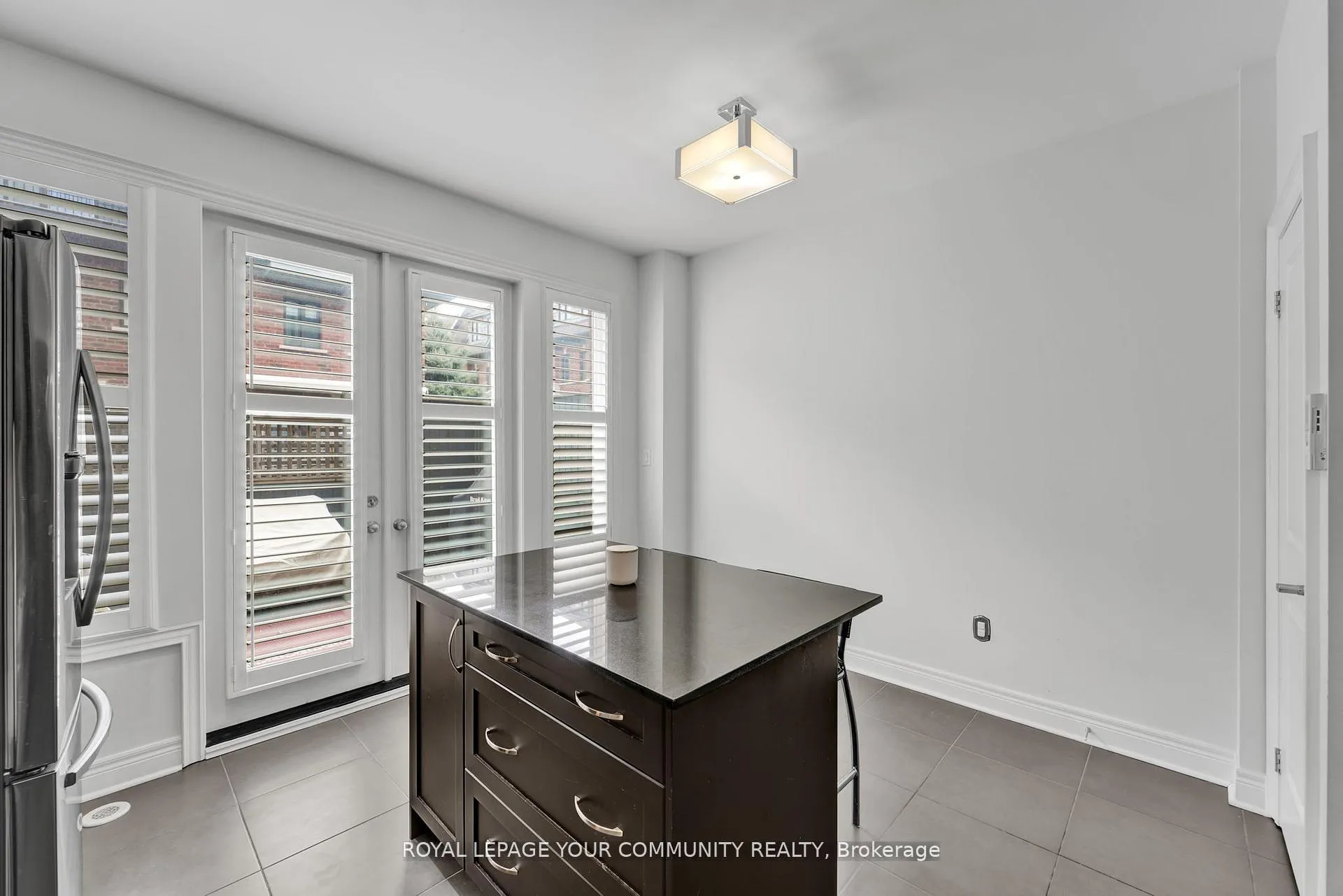 Photo 15 of 8327 Kipling Avenue, Vaughan, West Woodbridge — HOMEH