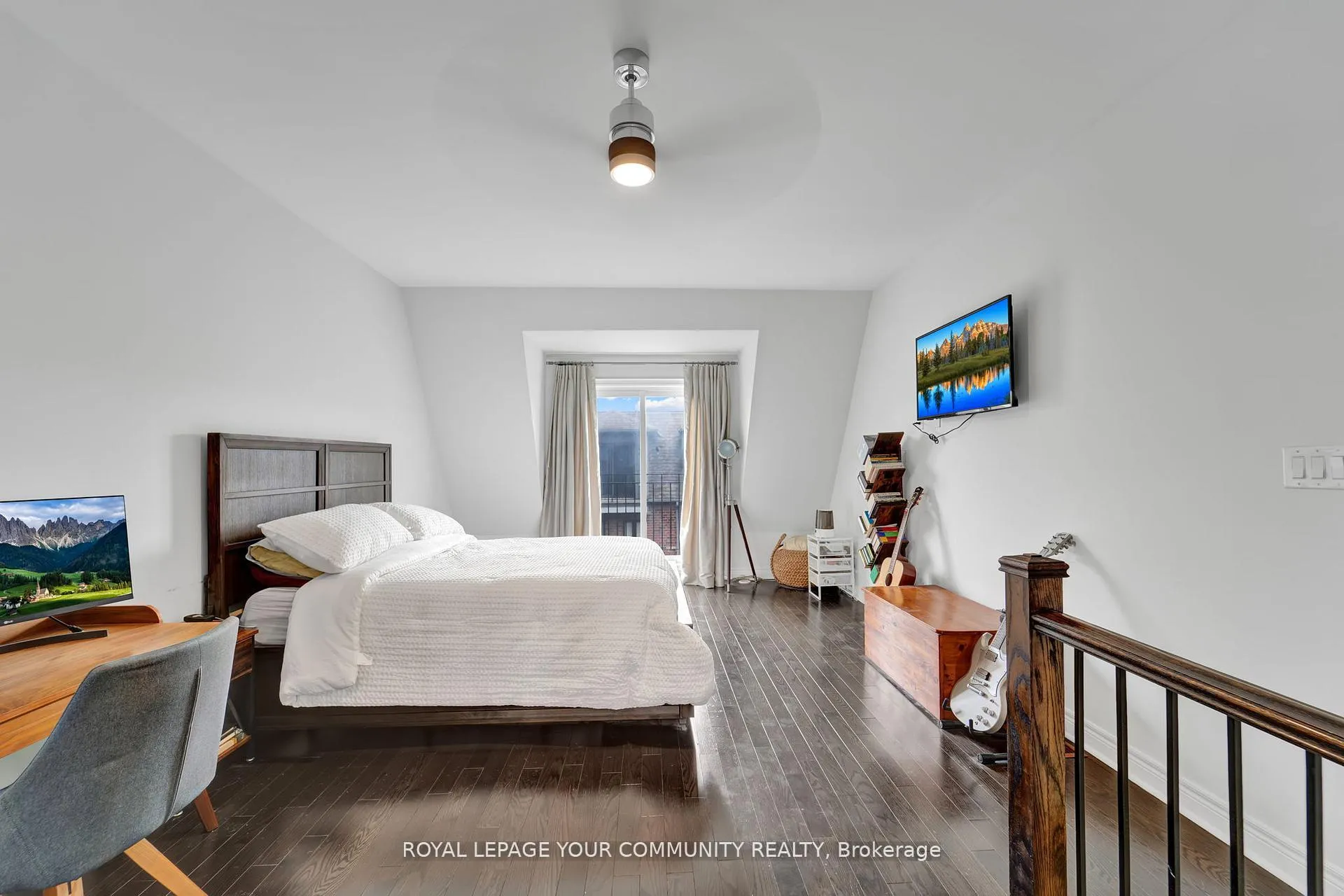 Photo 32 of 8327 Kipling Avenue, Vaughan, West Woodbridge — HOMEH