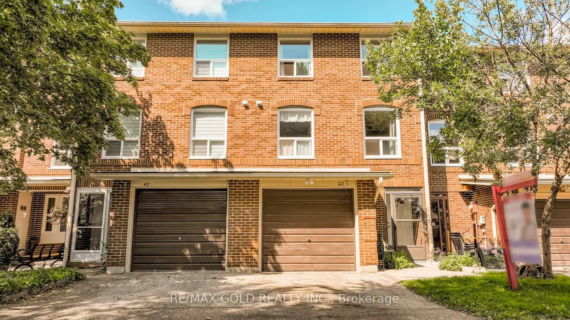Photo 1 of 43 Eden Park Drive, Brampton, Southgate — HOMEH