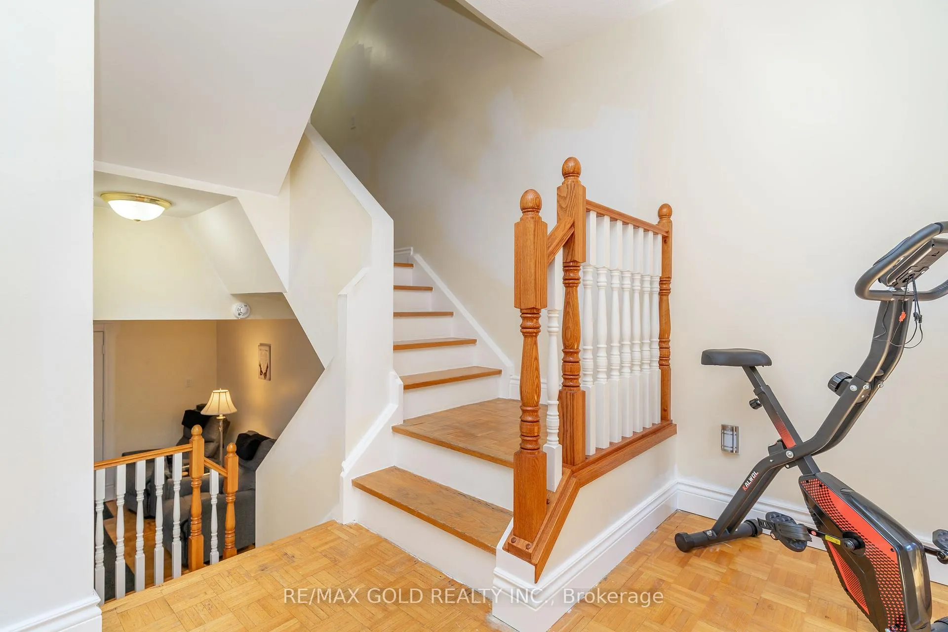 Photo 17 of 43 Eden Park Drive, Brampton, Southgate — HOMEH