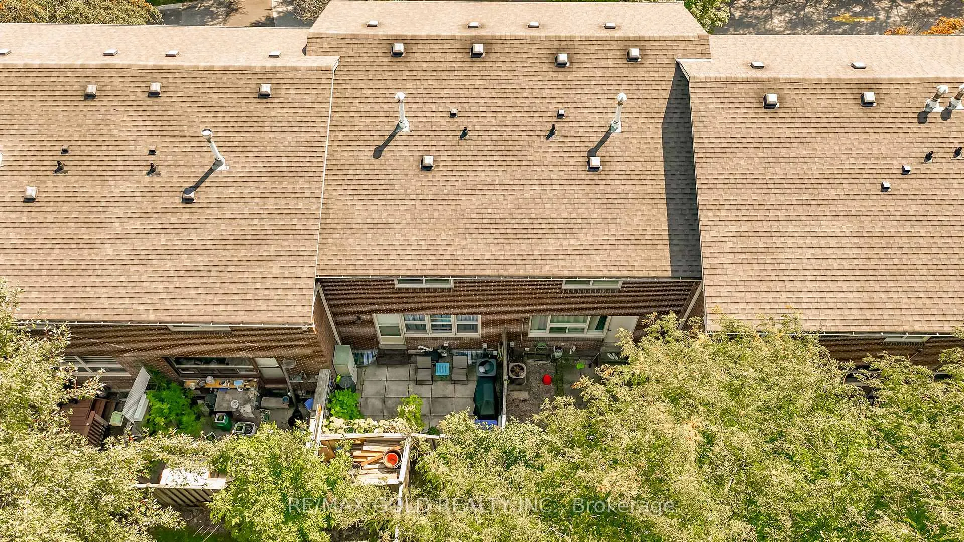 Photo 33 of 43 Eden Park Drive, Brampton, Southgate — HOMEH