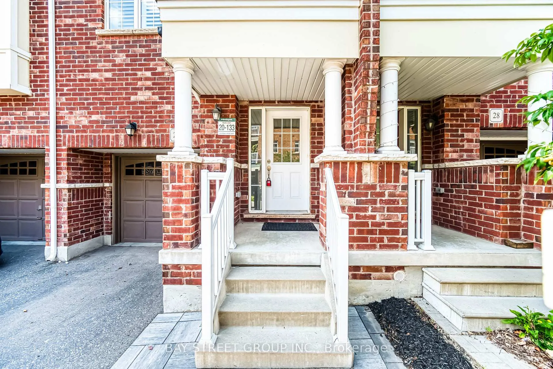 Photo 2 of 26 Fanny Grove Way, Markham, Greensborough — HOMEH