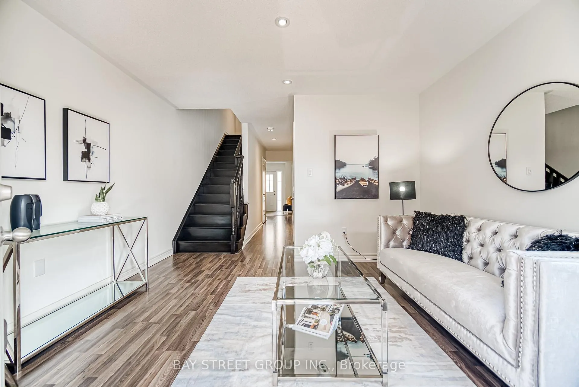 Photo 7 of 26 Fanny Grove Way, Markham, Greensborough — HOMEH