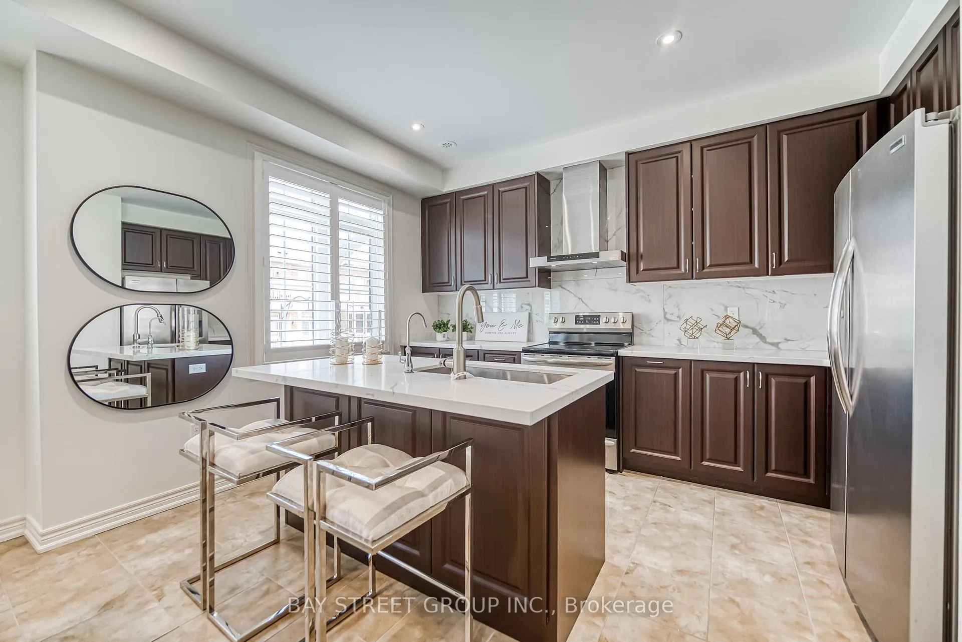 Photo 11 of 26 Fanny Grove Way, Markham, Greensborough — HOMEH