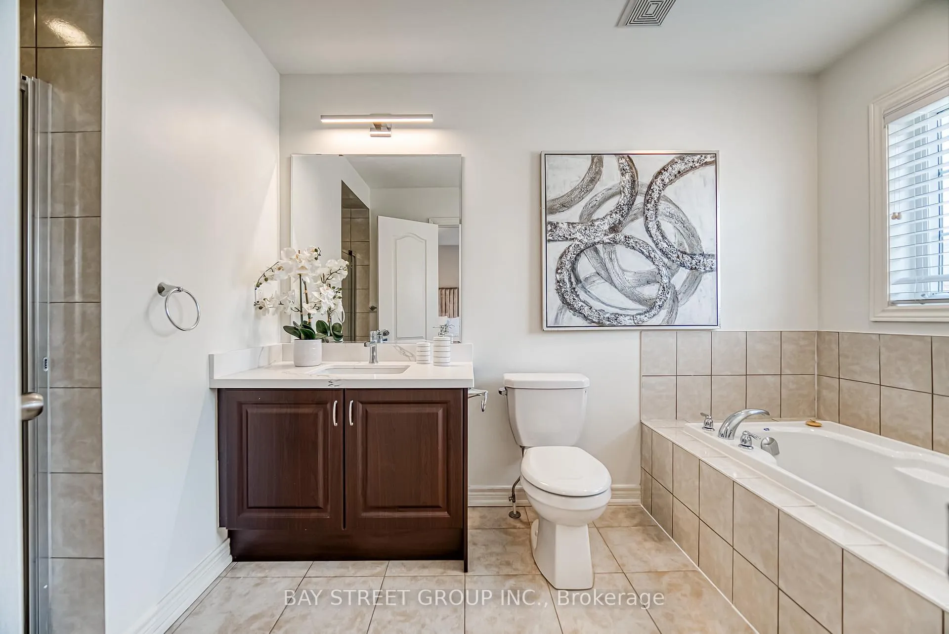 Photo 27 of 26 Fanny Grove Way, Markham, Greensborough — HOMEH