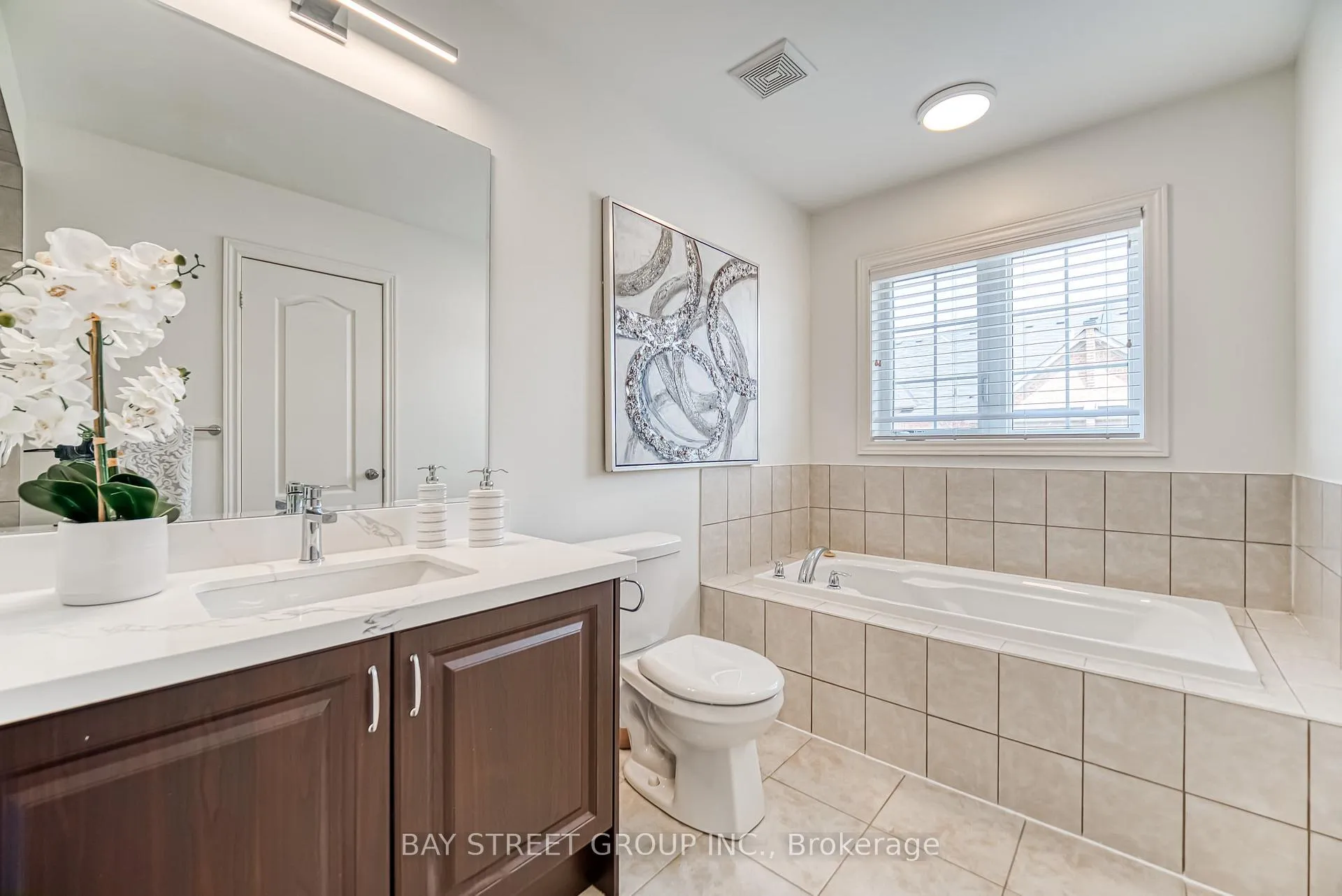 Photo 28 of 26 Fanny Grove Way, Markham, Greensborough — HOMEH