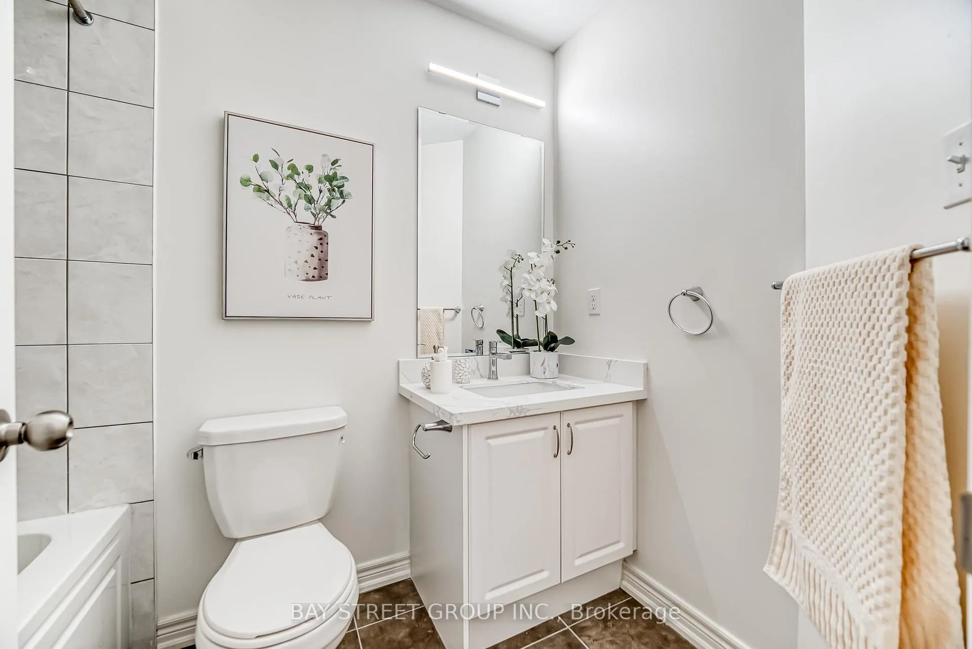 Photo 34 of 26 Fanny Grove Way, Markham, Greensborough — HOMEH