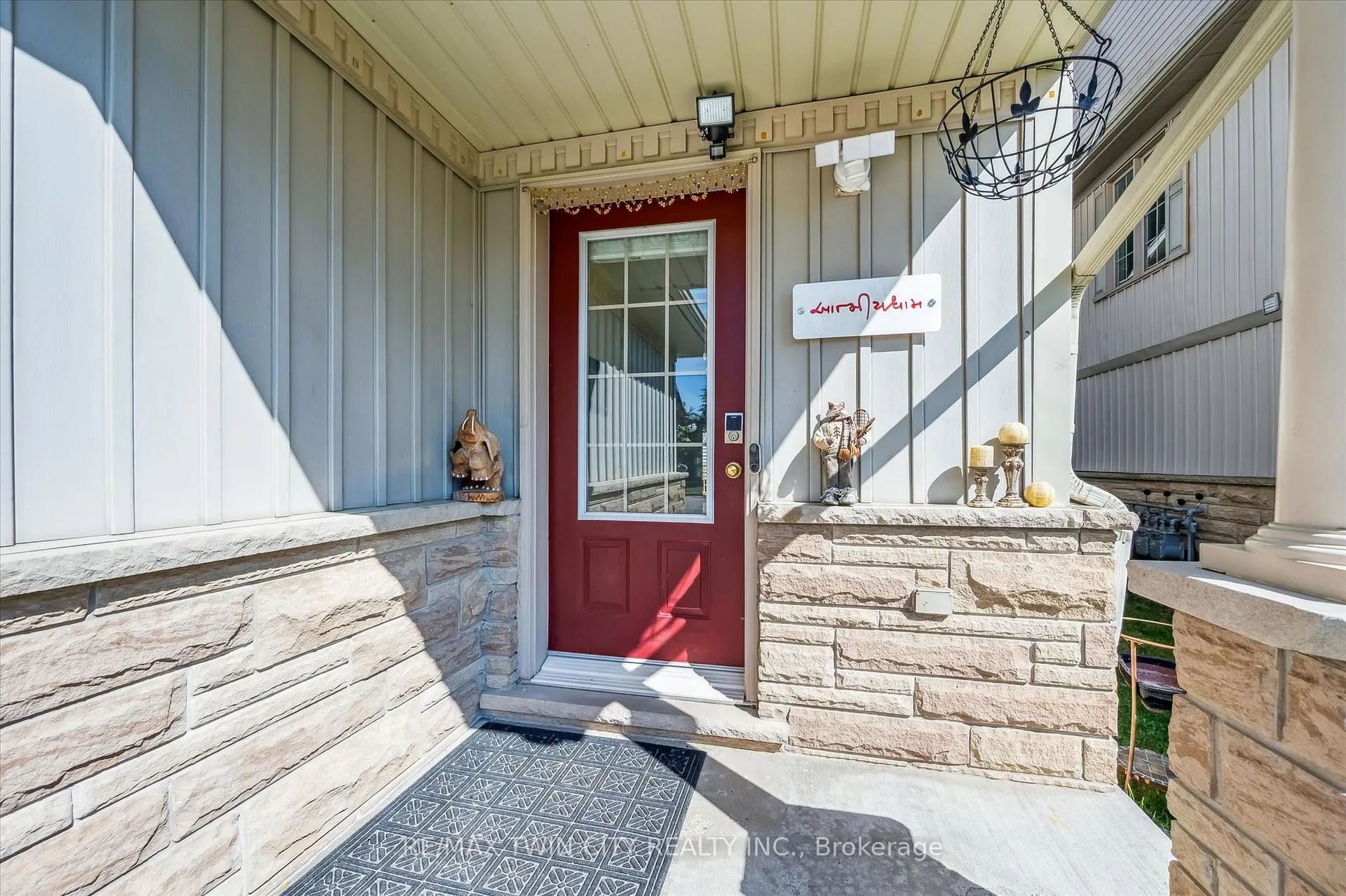 Photo 6 of 110 Activa Avenue, Kitchener — HOMEH