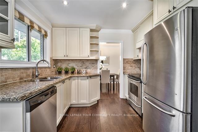 Photo 8 of 3501 Spruce Avenue, Burlington, Roseland — HOMEH