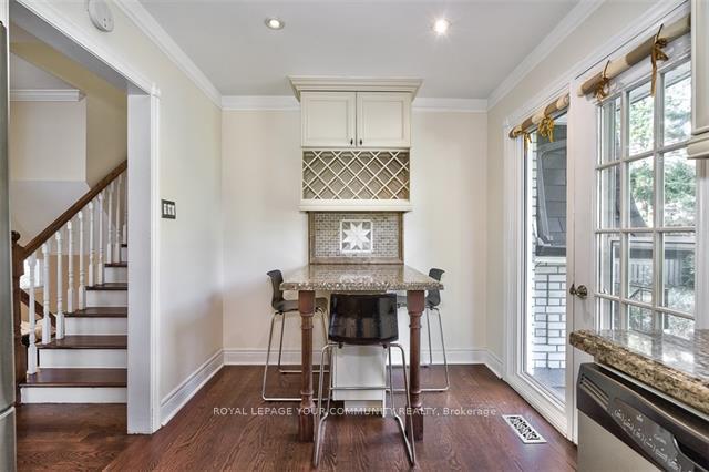 Photo 10 of 3501 Spruce Avenue, Burlington, Roseland — HOMEH