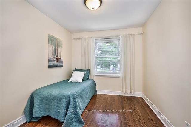 Photo 13 of 3501 Spruce Avenue, Burlington, Roseland — HOMEH