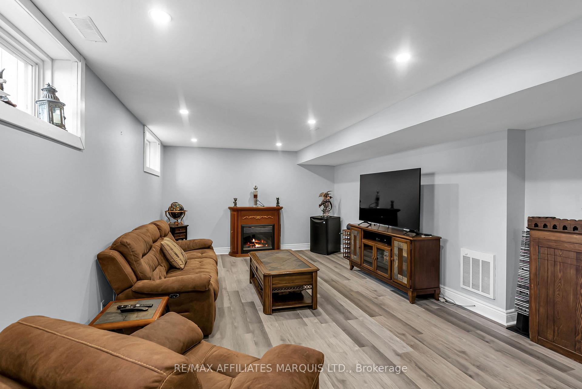 Photo 30 of 1286 Daprat Avenue, Cornwall — HOMEH