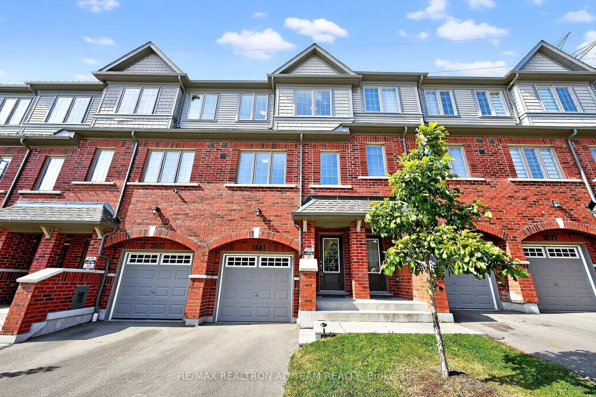Photo 1 of 2681 Magdalen Path, Oshawa, Windfields — HOMEH